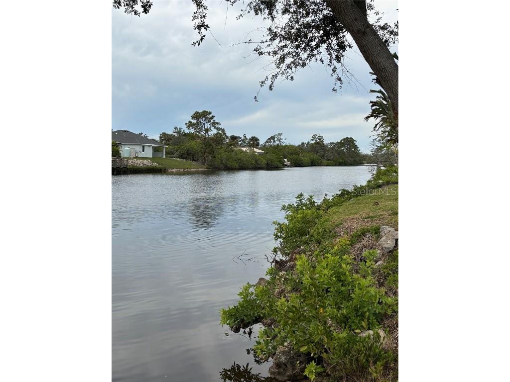2207 Cornelius Boulevard Port Charlotte FL 33953 - SAM KNIGHT CREEK A4572384 image12