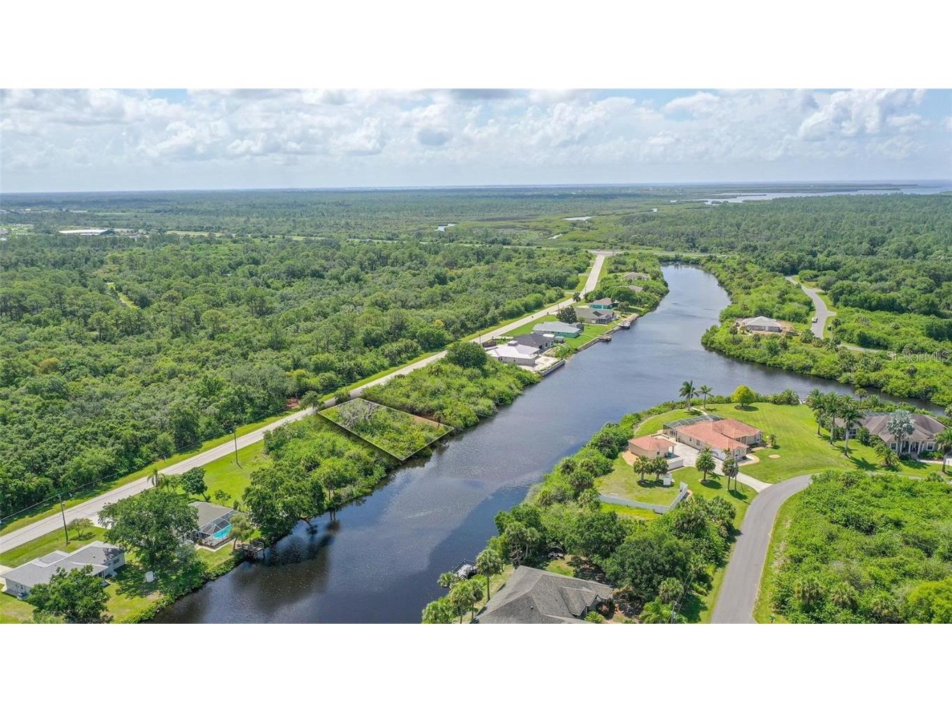 2207 Cornelius Boulevard Port Charlotte FL 33953 - SAM KNIGHT CREEK A4572384 image5