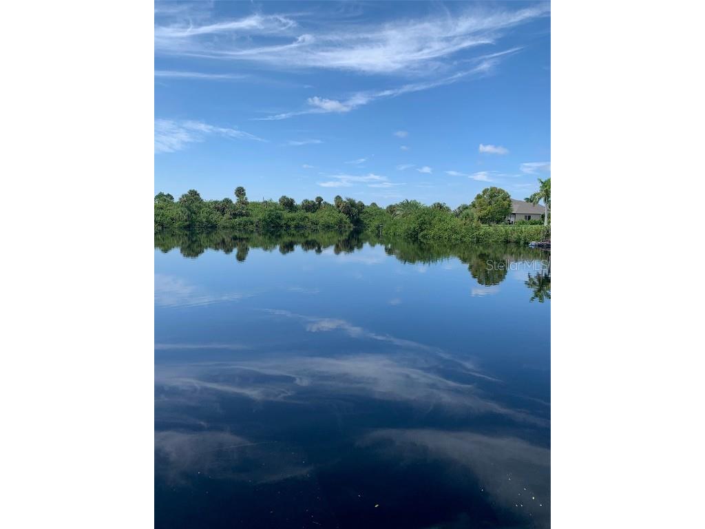 2207 Cornelius Boulevard Port Charlotte FL 33953 - SAM KNIGHT CREEK A4572384 image8