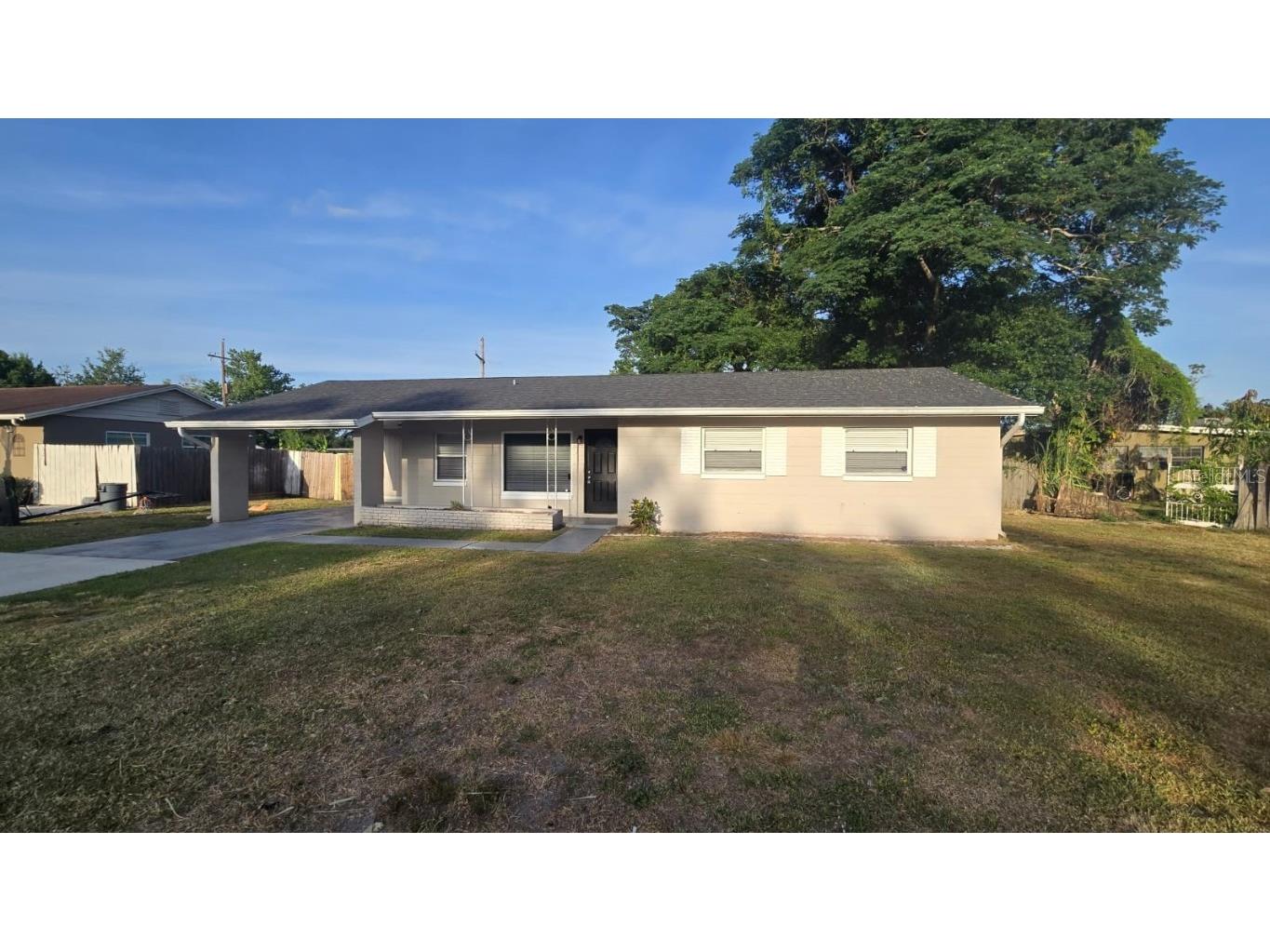 2207 Eiffel Drive Orlando FL 32808 TB8379216 image1