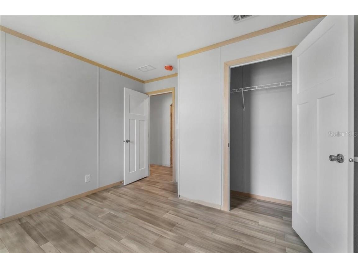 2207 Hialeah Avenue Leesburg FL 34748 P4936464 image11