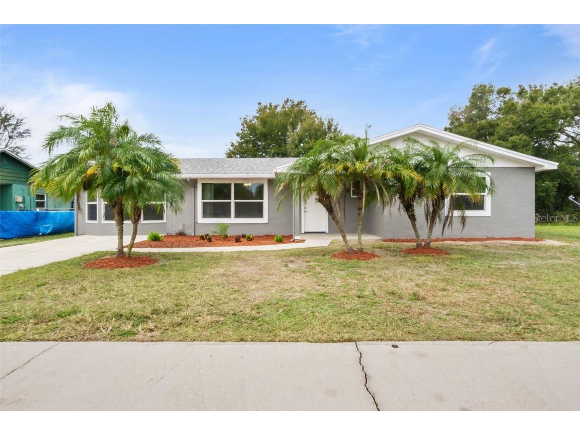 2207 Marty Drive NE Winter Haven FL 33881 P4928844 image1