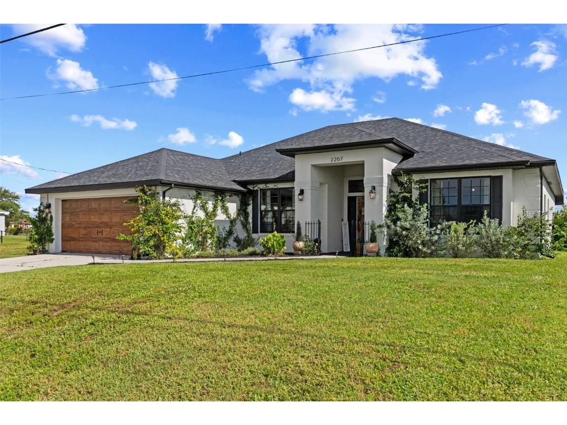 2207 NE 34th Terrace Cape Coral FL 33909 TB8427869 image1