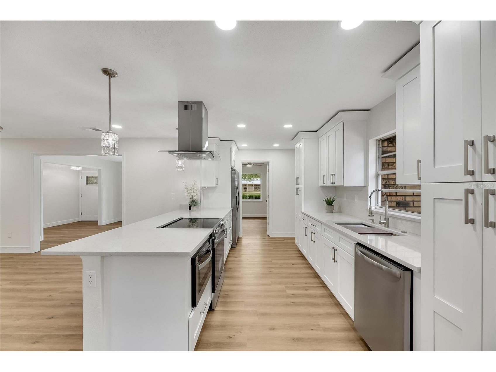 2207 Parkwood Drive Valrico FL 33594 TB8510117 image20