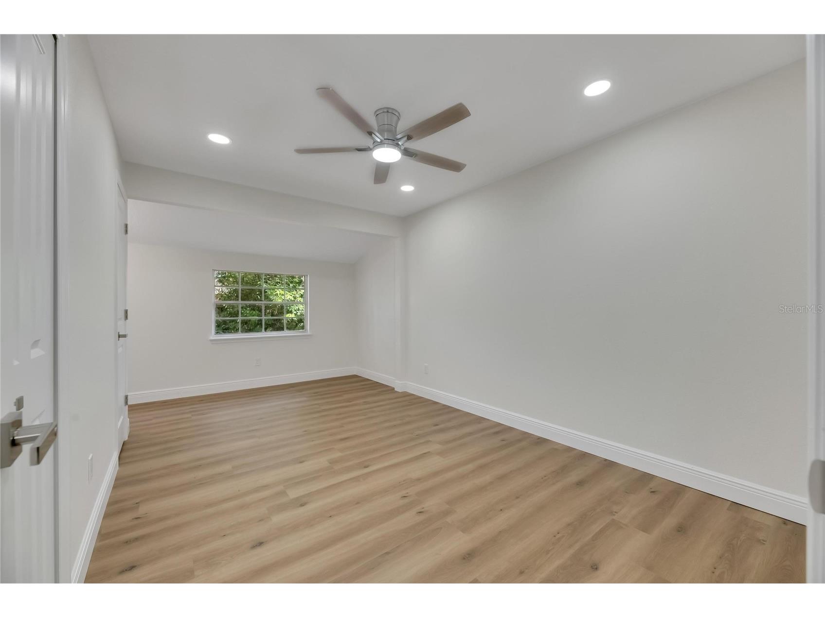 2207 Parkwood Drive Valrico FL 33594 TB8510117 image30