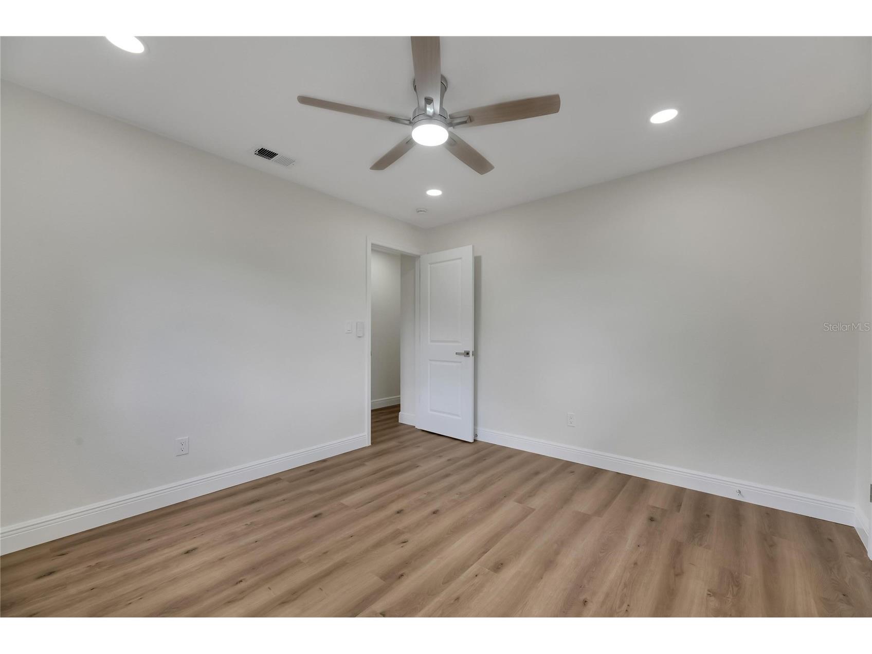 2207 Parkwood Drive Valrico FL 33594 TB8510117 image36