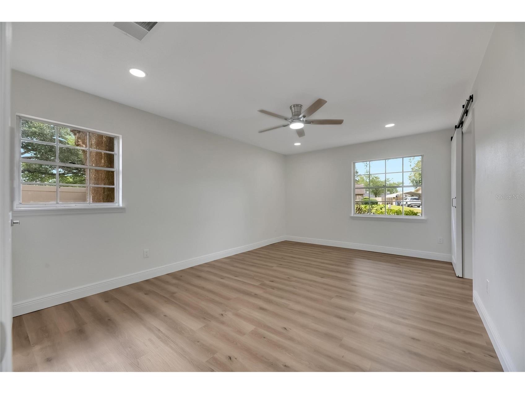 2207 Parkwood Drive Valrico FL 33594 TB8510117 image37