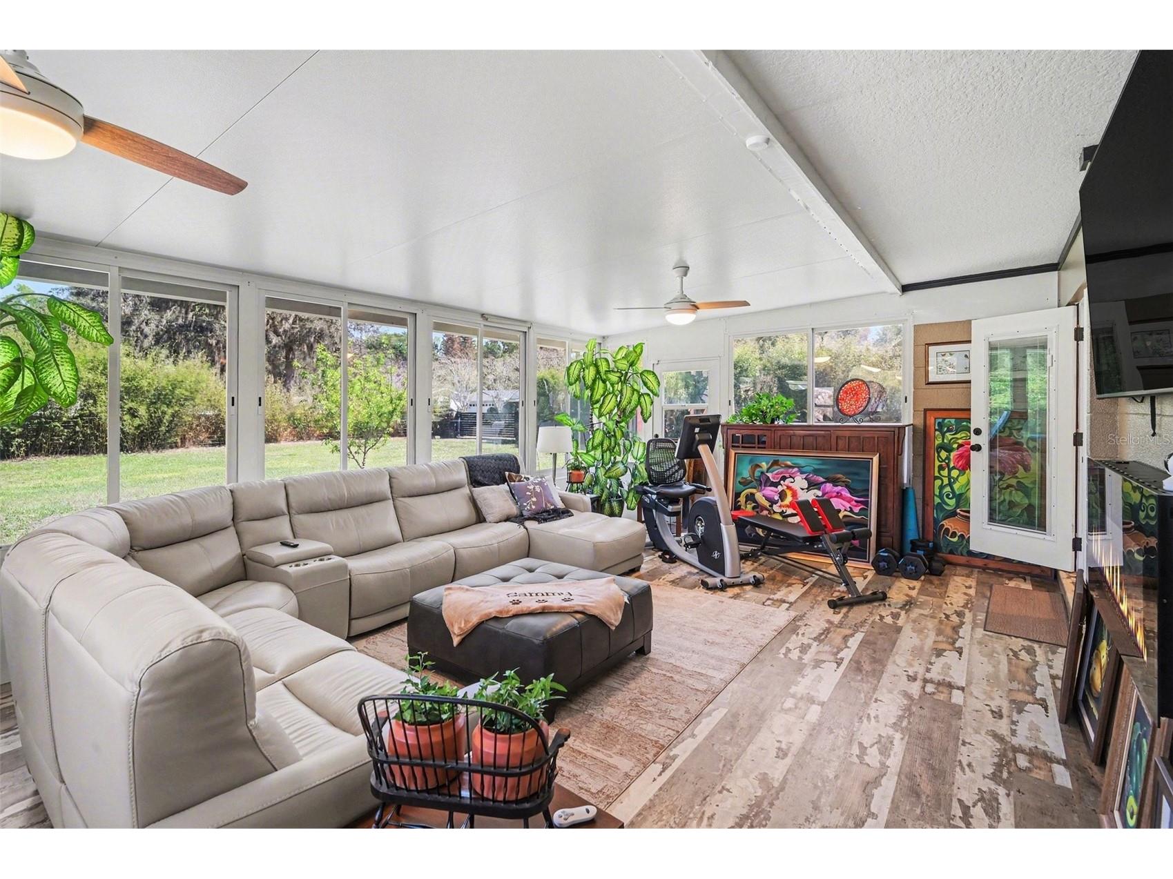 2207 Poinsettia Lane Deland FL 32724 V4948588 image13