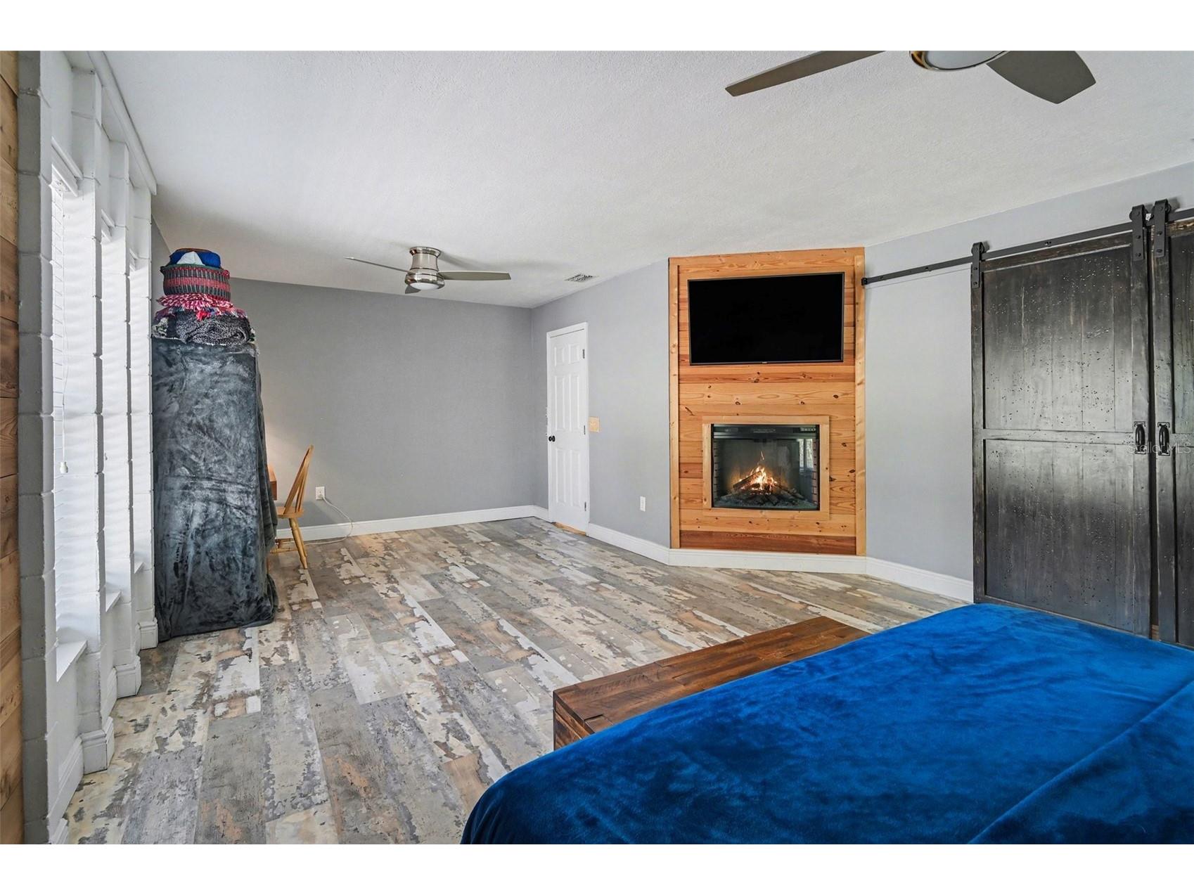 2207 Poinsettia Lane Deland FL 32724 V4948588 image27