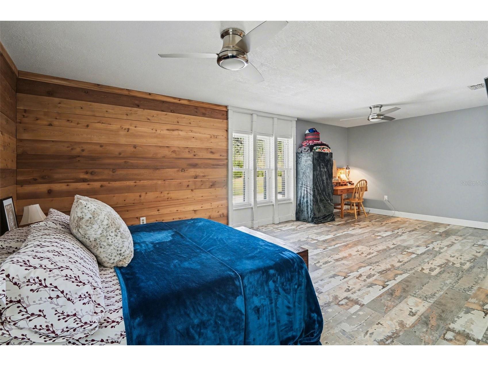 2207 Poinsettia Lane Deland FL 32724 V4948588 image29