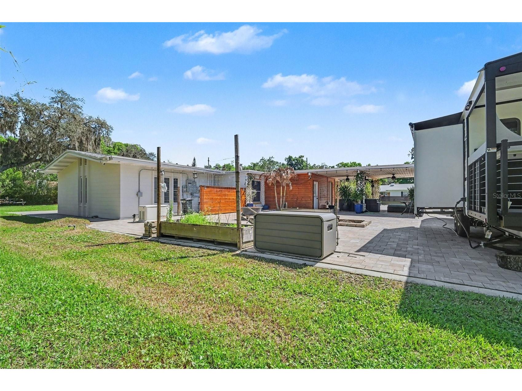 2207 Poinsettia Lane Deland FL 32724 V4948588 image33