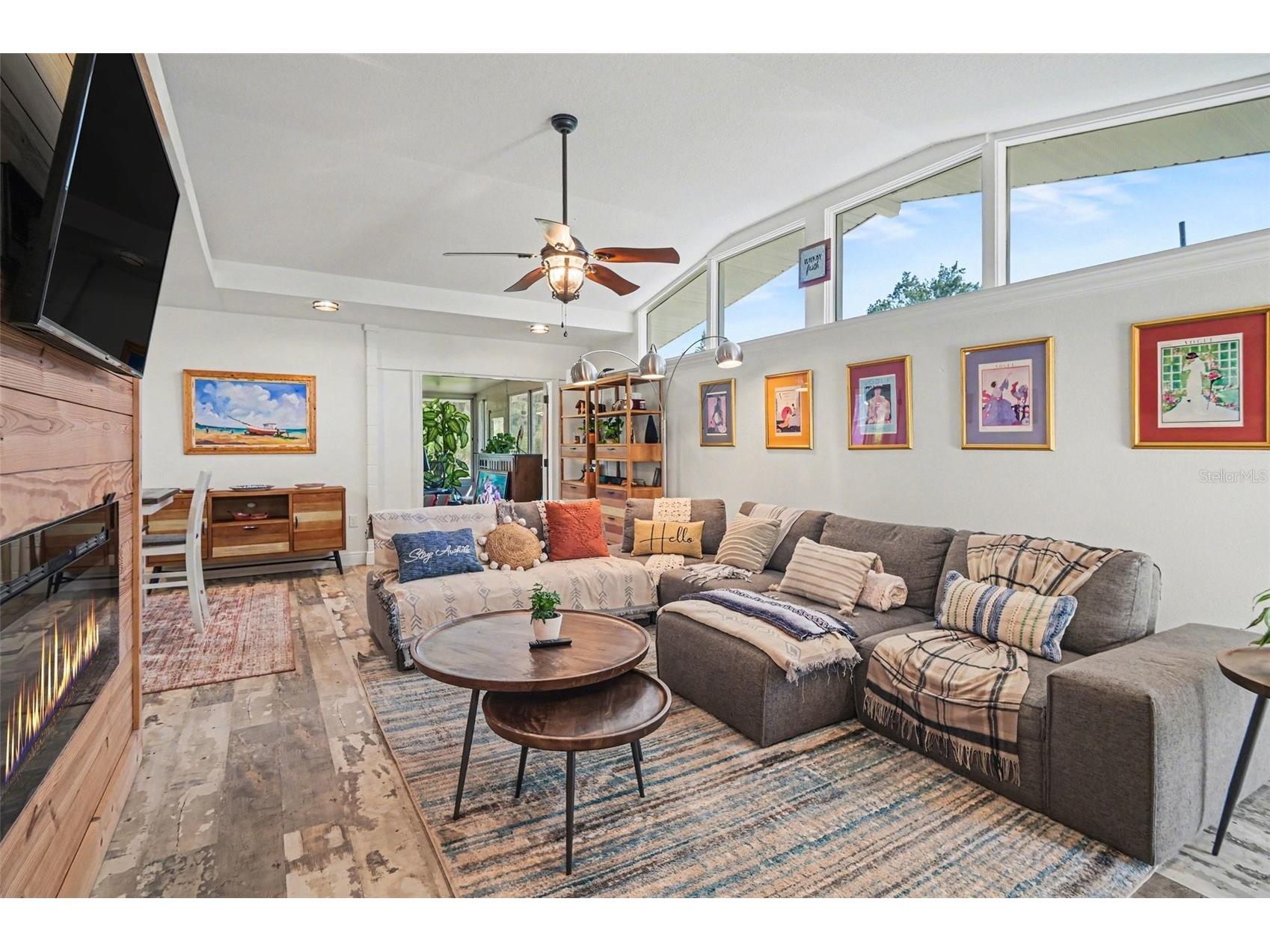 2207 Poinsettia Lane Deland FL 32724 V4948588 image5