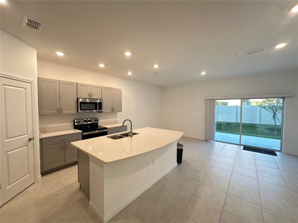 2207 Portrait Street Kissimmee FL 34758 S5138096 image5