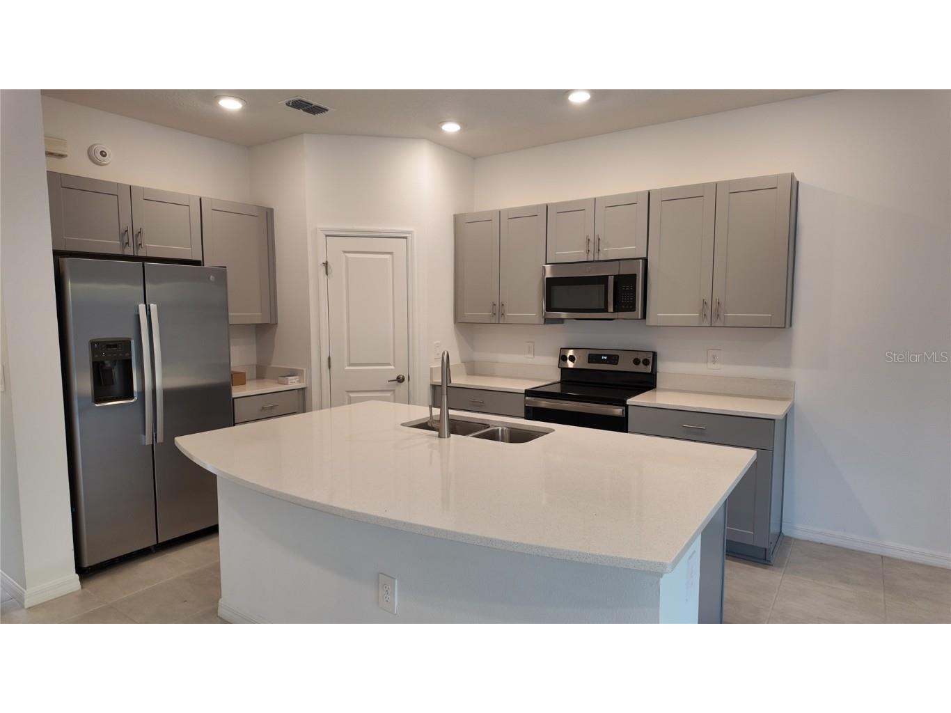 2207 Portrait Street Kissimmee FL 34758 S5138096 image6