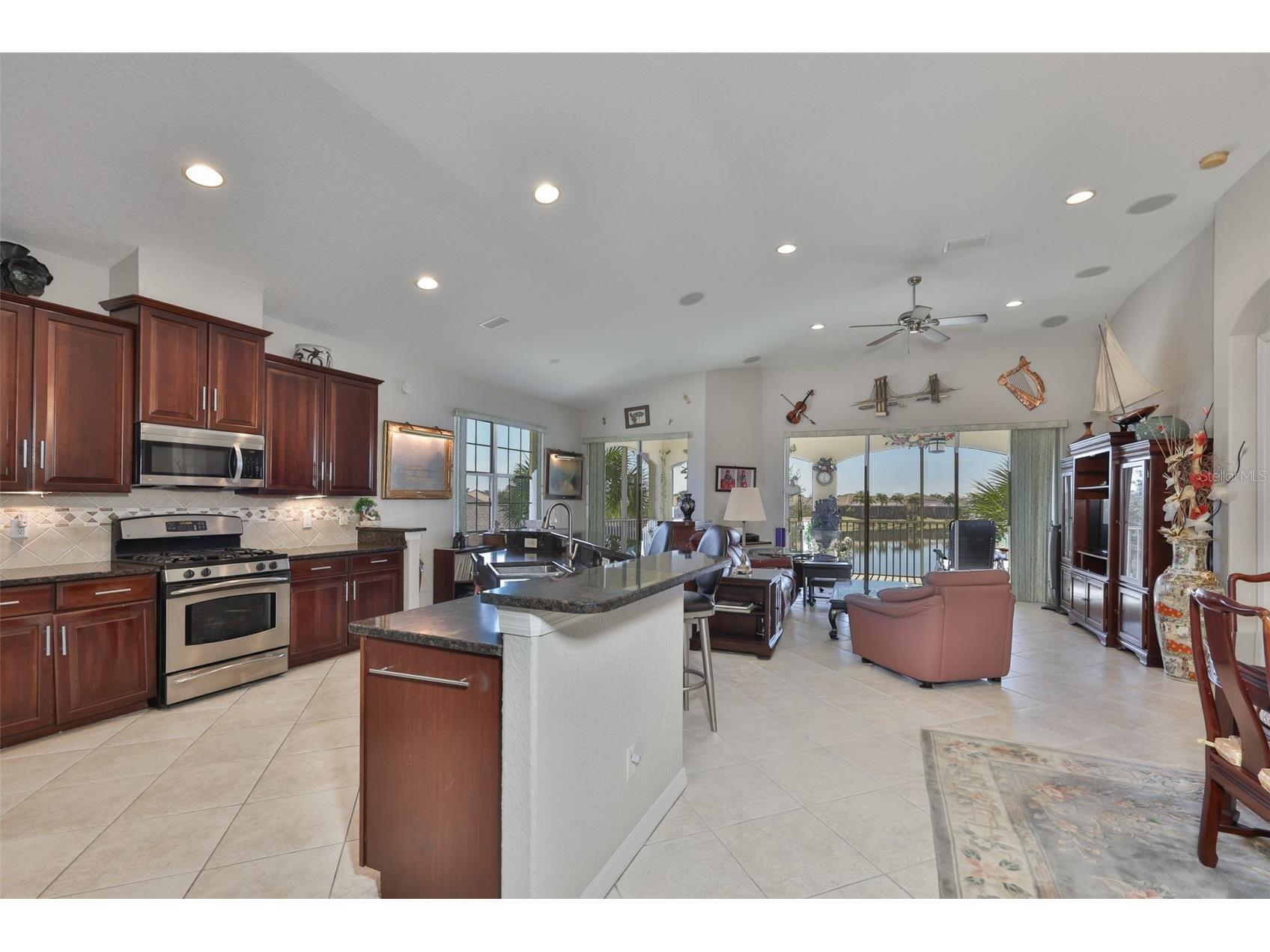 2207 S Pebble Beach Boulevard Sun City Center FL 33573 TB8475101 image10