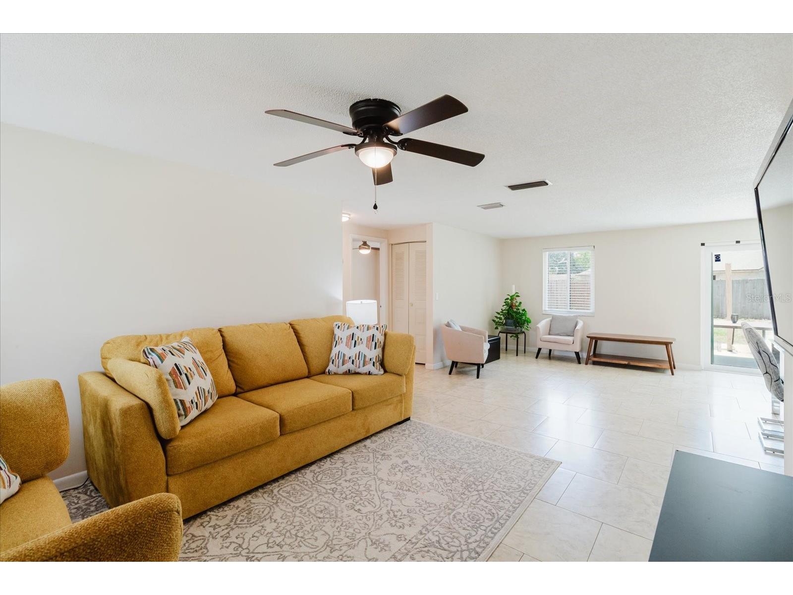 2207 Selkirk Street Valrico FL 33594 TB8507293 image7