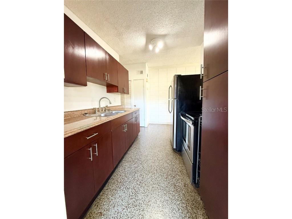 2207 Vine Street Orlando FL 32806 O6361095 image11