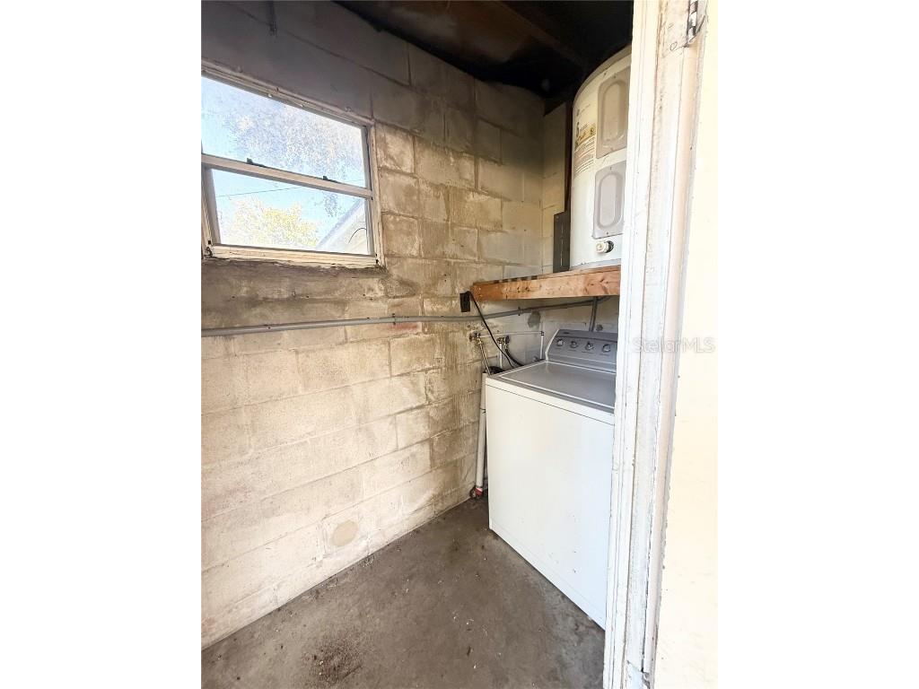 2207 Vine Street Orlando FL 32806 O6361095 image21