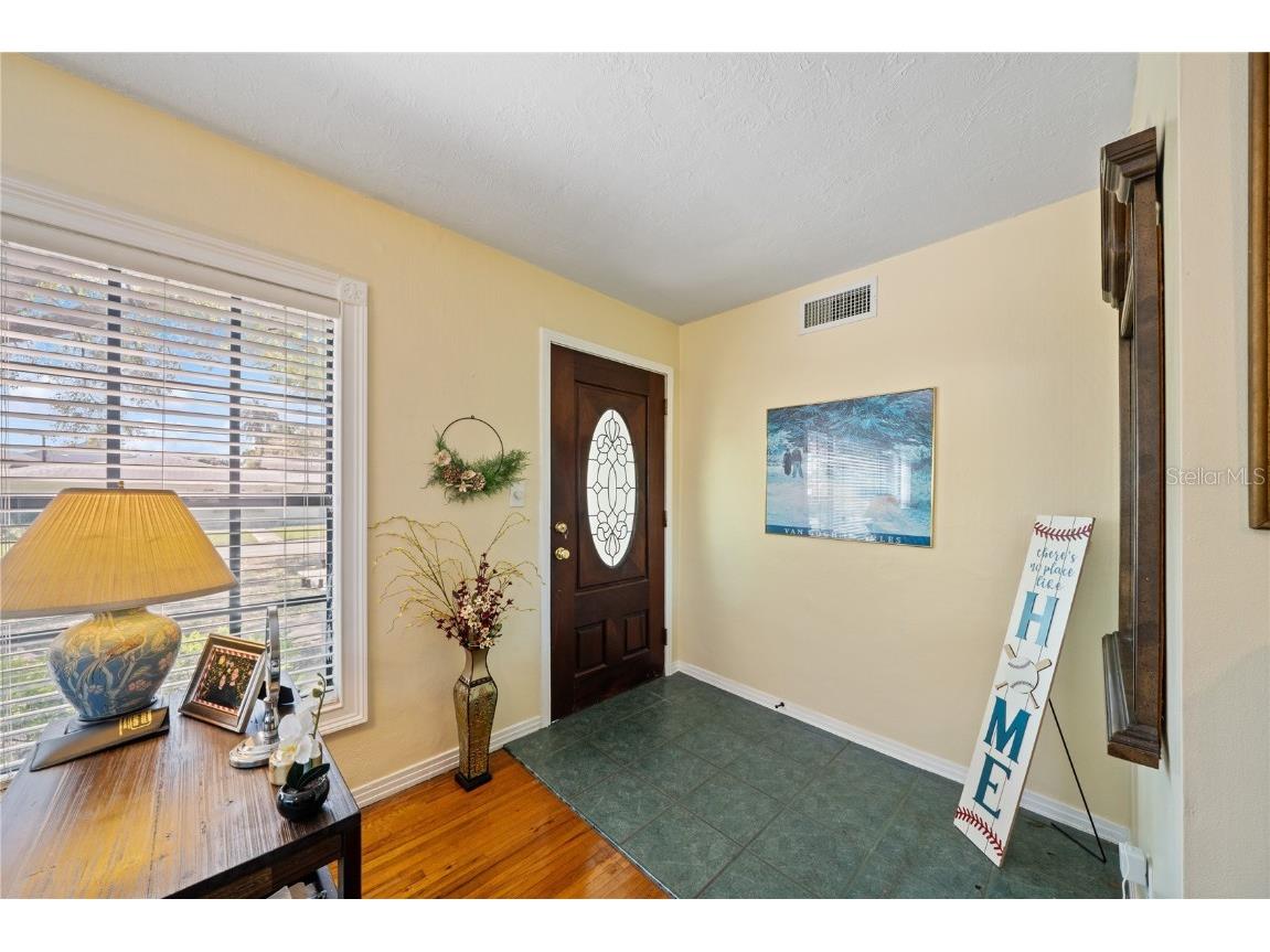 2207 W Ohio Avenue Tampa FL 33607 TB8364088 image14