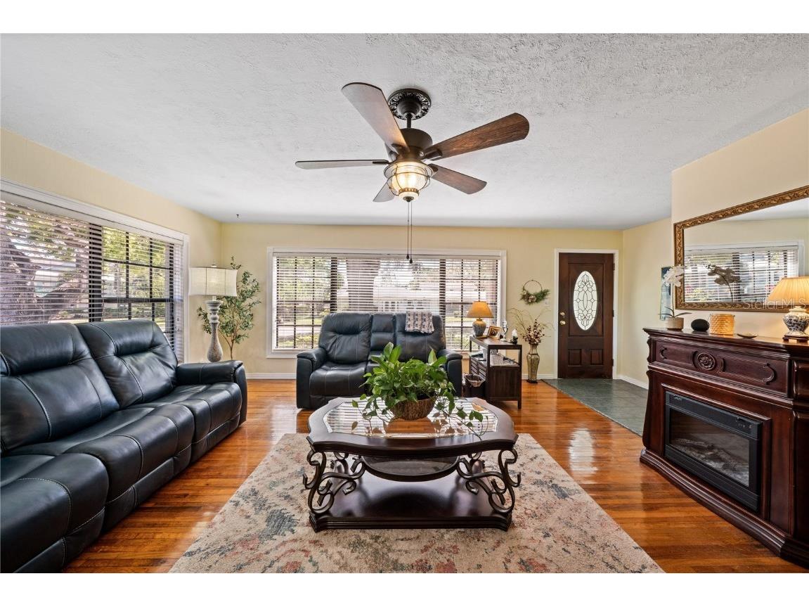 2207 W Ohio Avenue Tampa FL 33607 TB8364088 image7