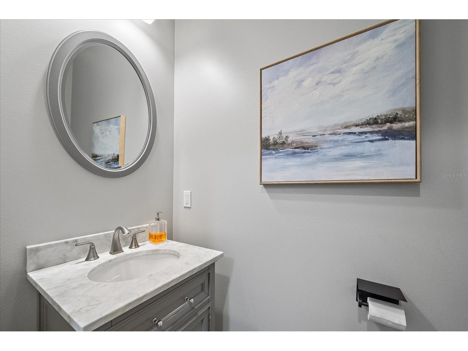2207 Wisteria Street Sarasota FL 34239 A4683417 image15