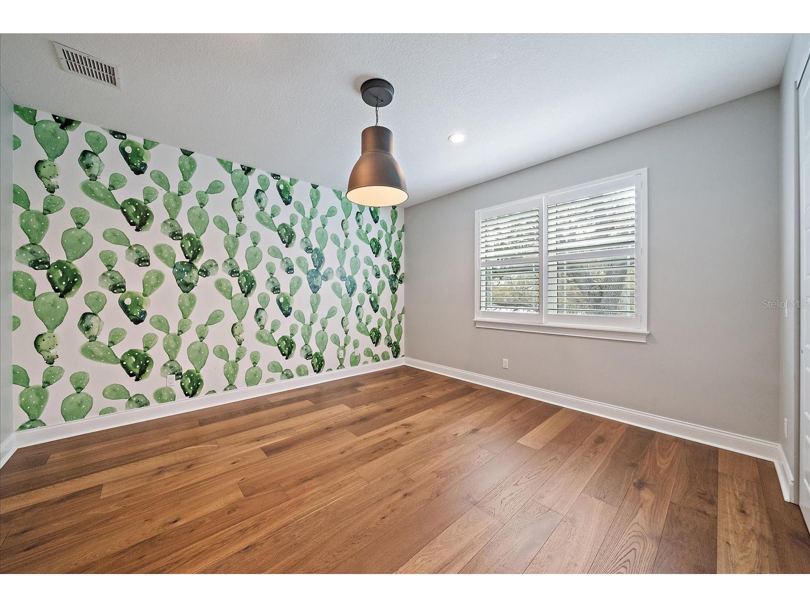 2207 Wisteria Street Sarasota FL 34239 A4683417 image17