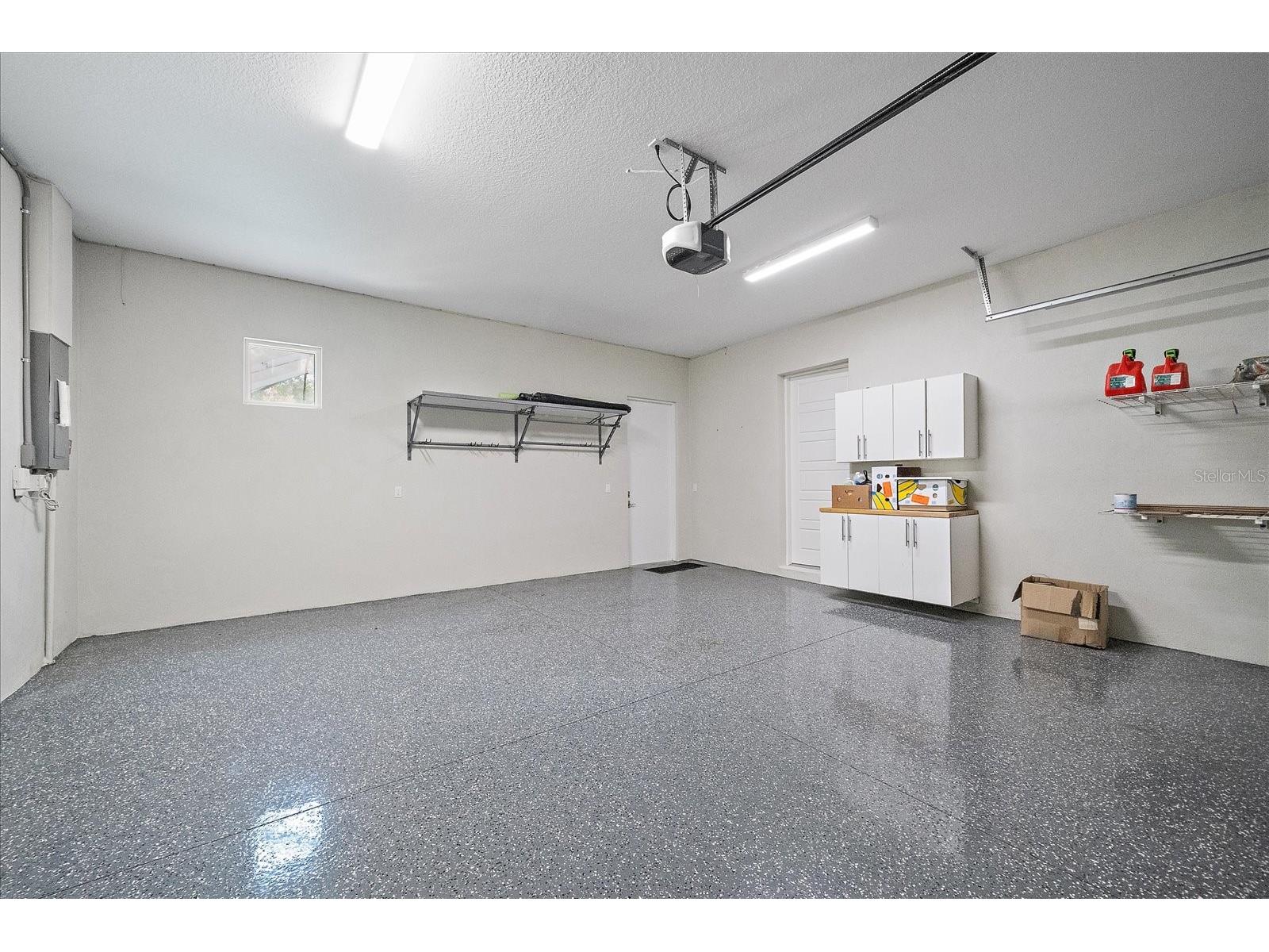 2207 Wisteria Street Sarasota FL 34239 A4683417 image32