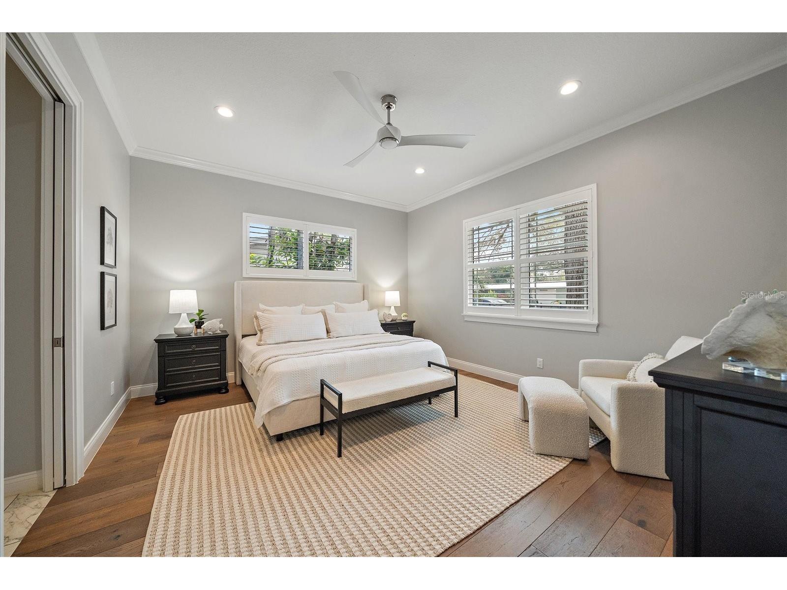 2207 Wisteria Street Sarasota FL 34239 A4683417 image5
