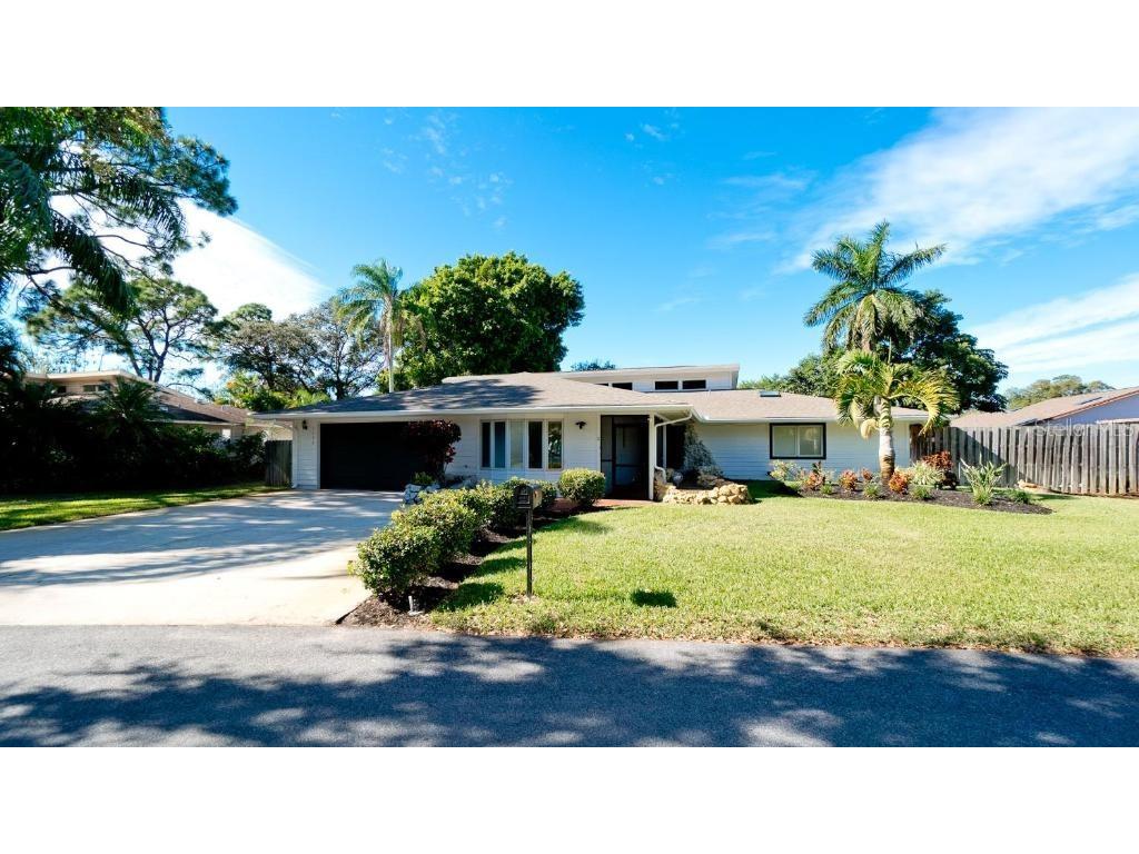 2208 79th Street W Bradenton FL 34209 A4658937 image1