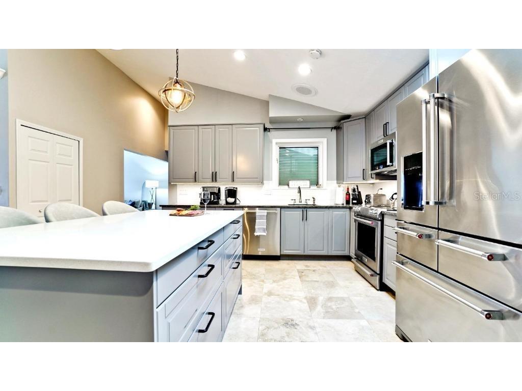 2208 79th Street W Bradenton FL 34209 A4658937 image11