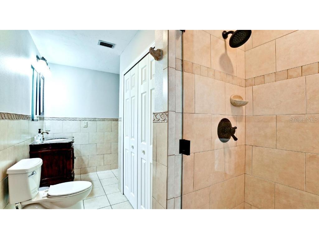 2208 79th Street W Bradenton FL 34209 A4658937 image24