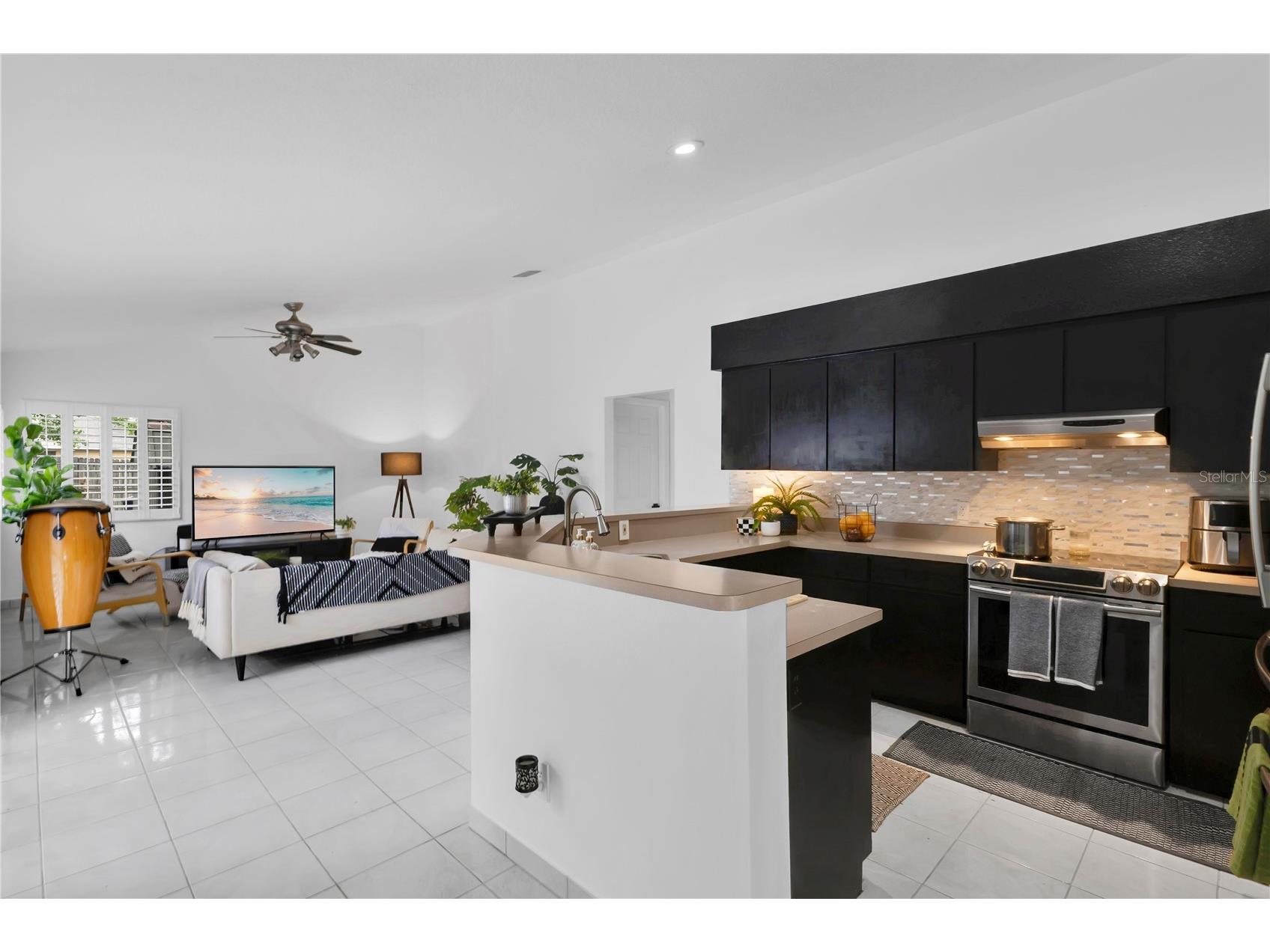 2208 Archer Boulevard Orlando FL 32833 O6403463 image12