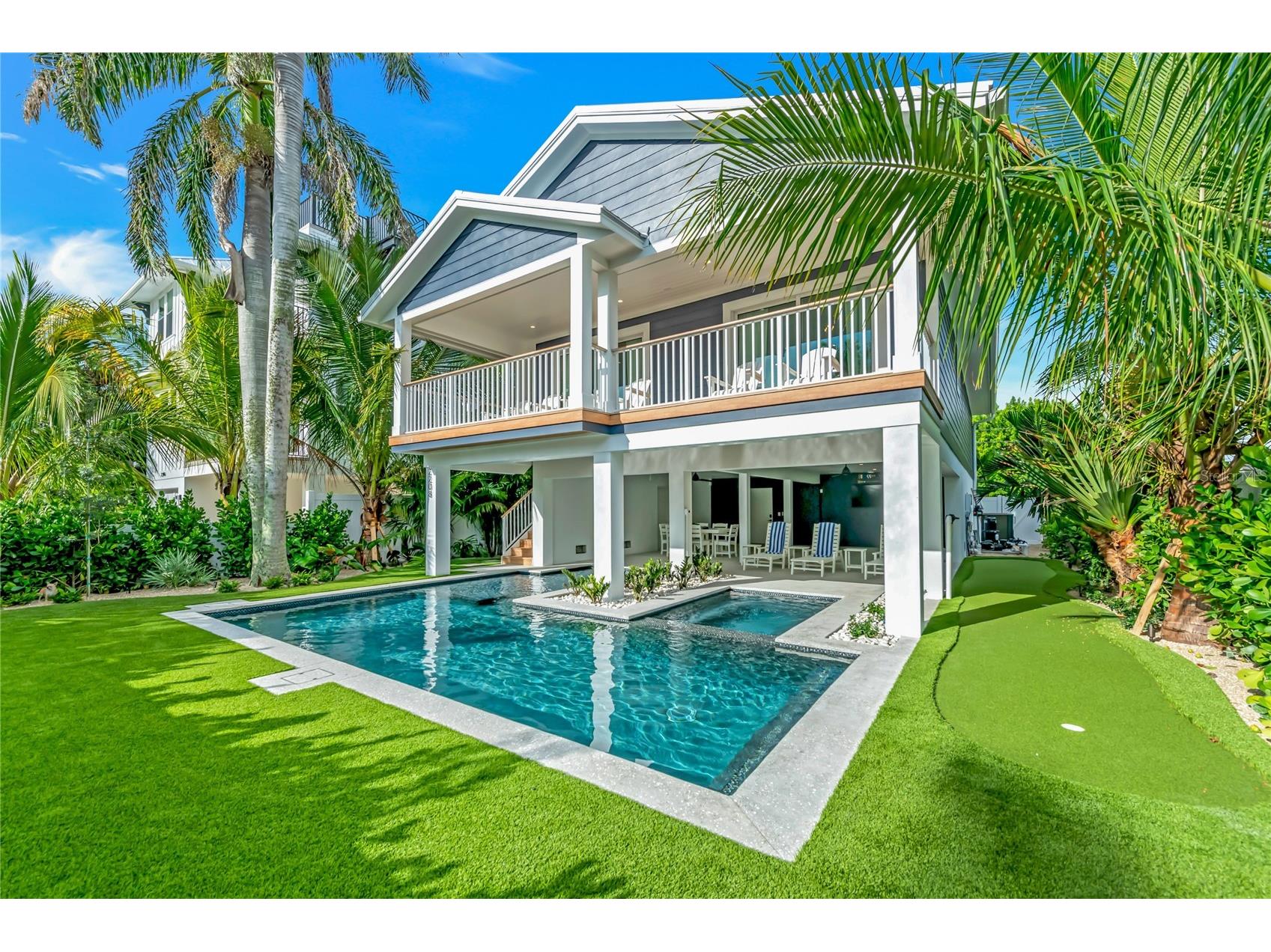 2208 Avenue A Bradenton Beach FL 34217 A4687507 image1