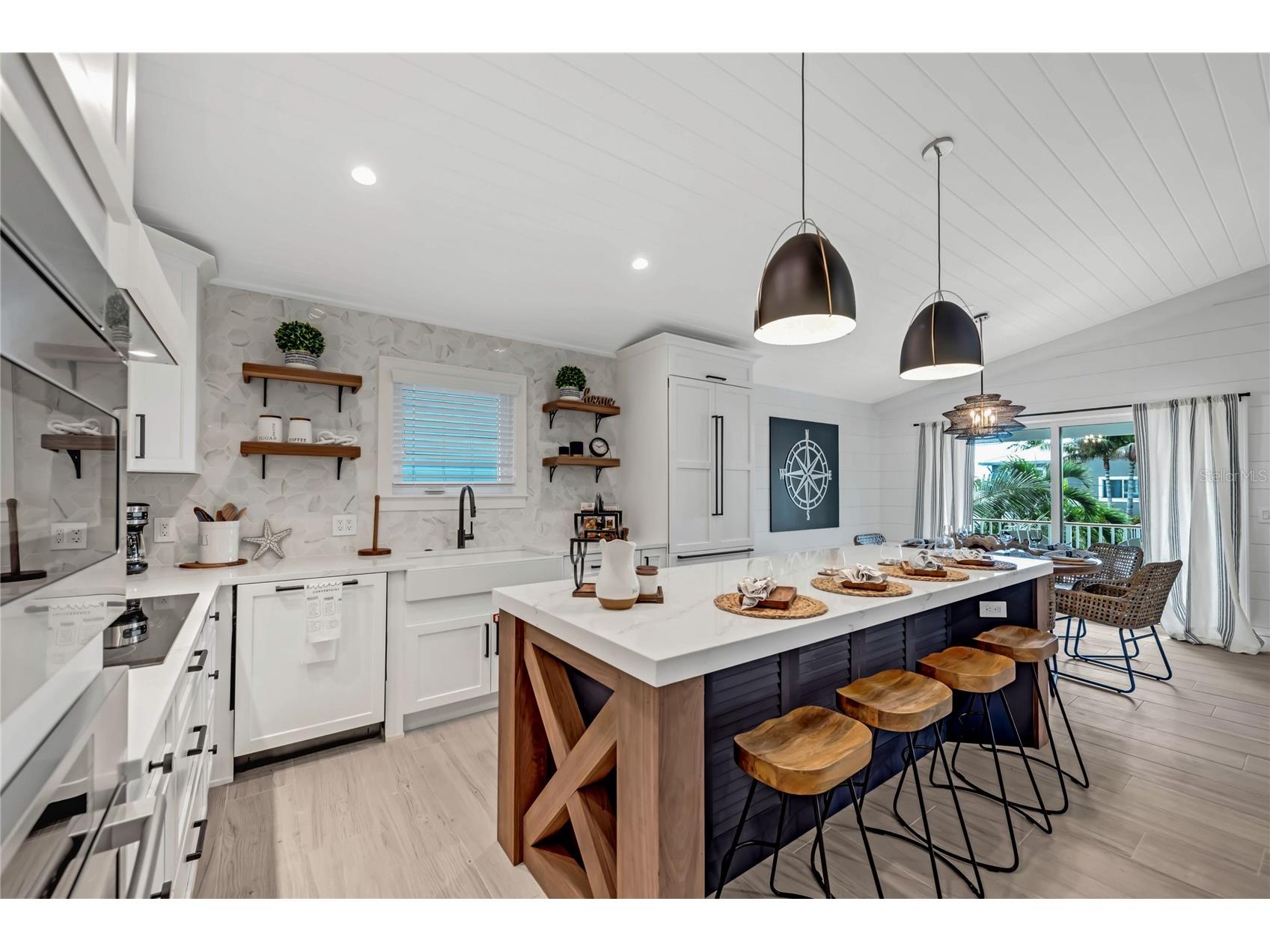 2208 Avenue A Bradenton Beach FL 34217 A4687507 image22
