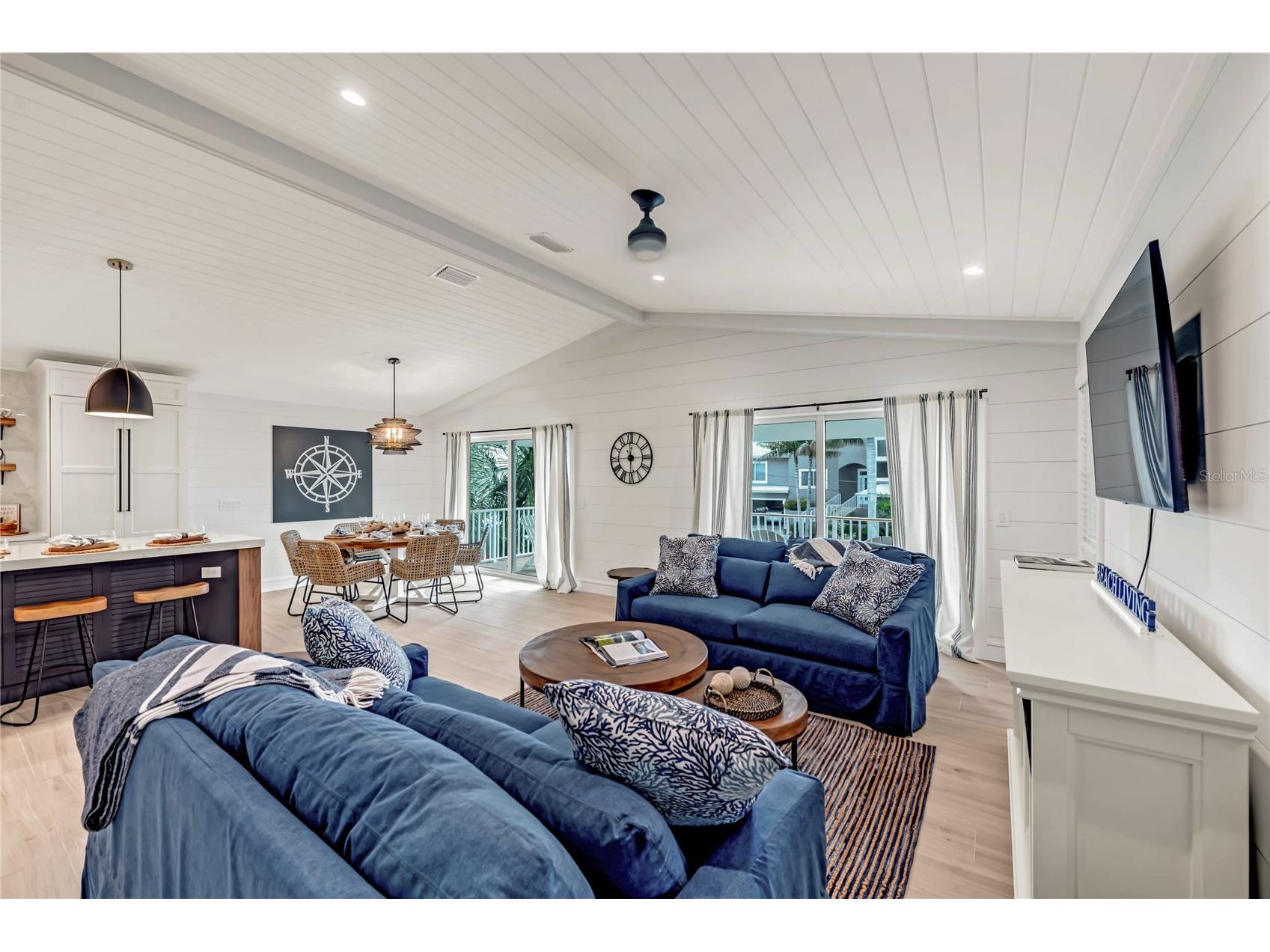 2208 Avenue A Bradenton Beach FL 34217 A4687507 image26