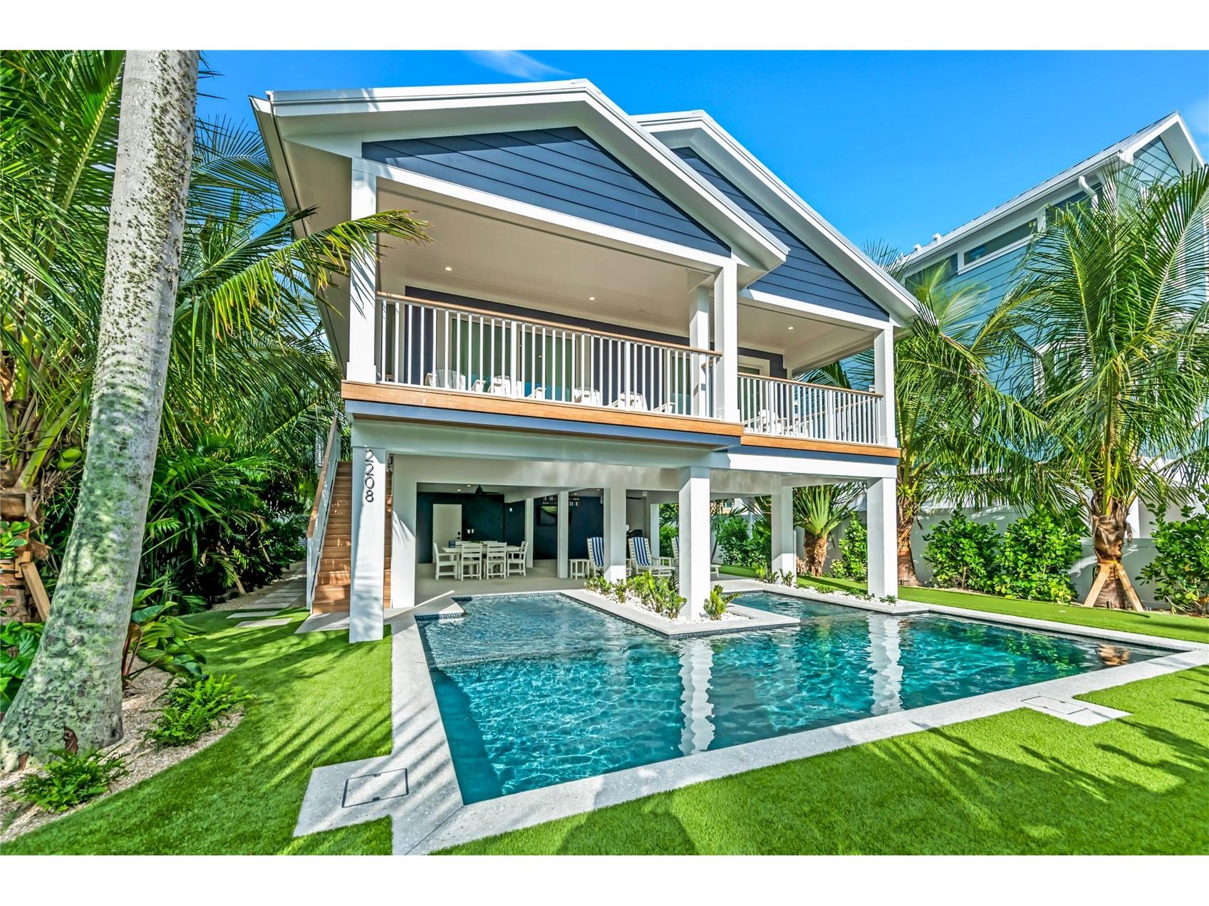 2208 Avenue A Bradenton Beach FL 34217 A4687507 image3