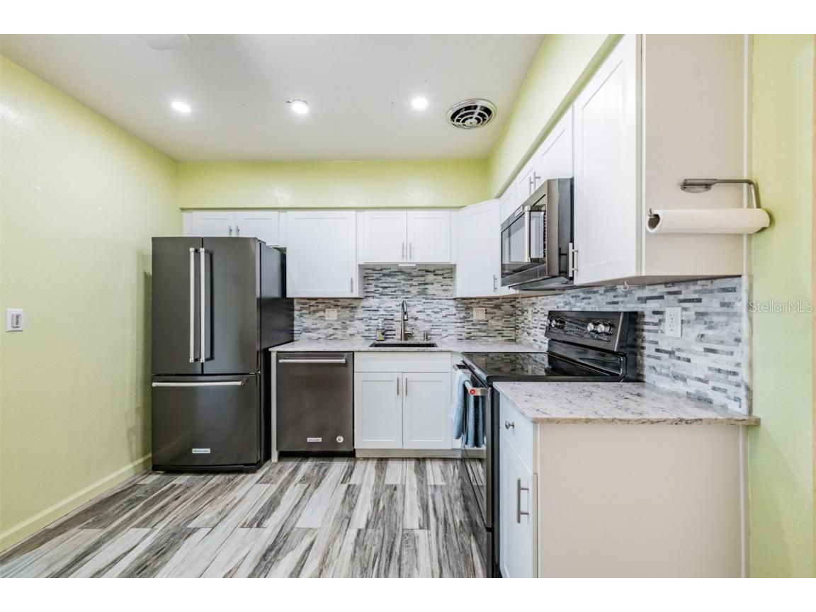 2208 Coit Road Clearwater FL 33764 TB8452136 image10