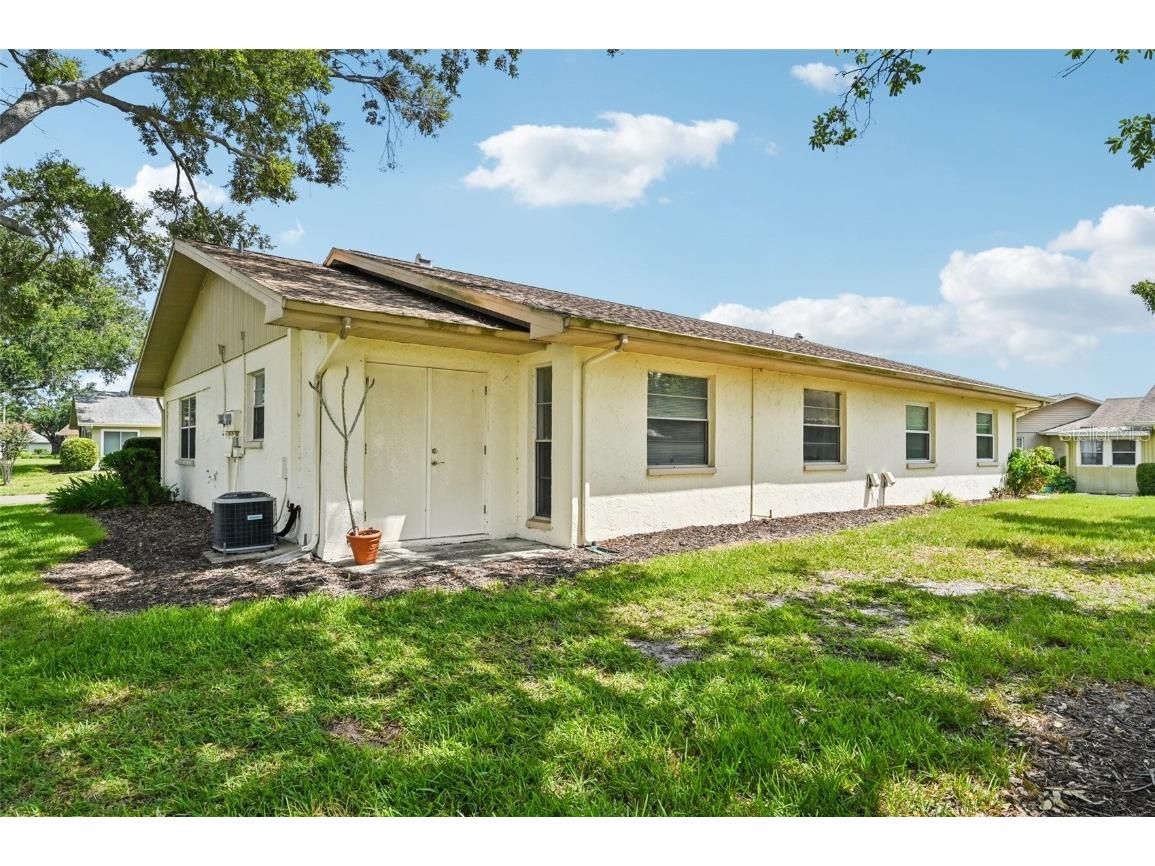 2208 Grenadier Drive Sun City Center FL 33573 TB8409434 image23