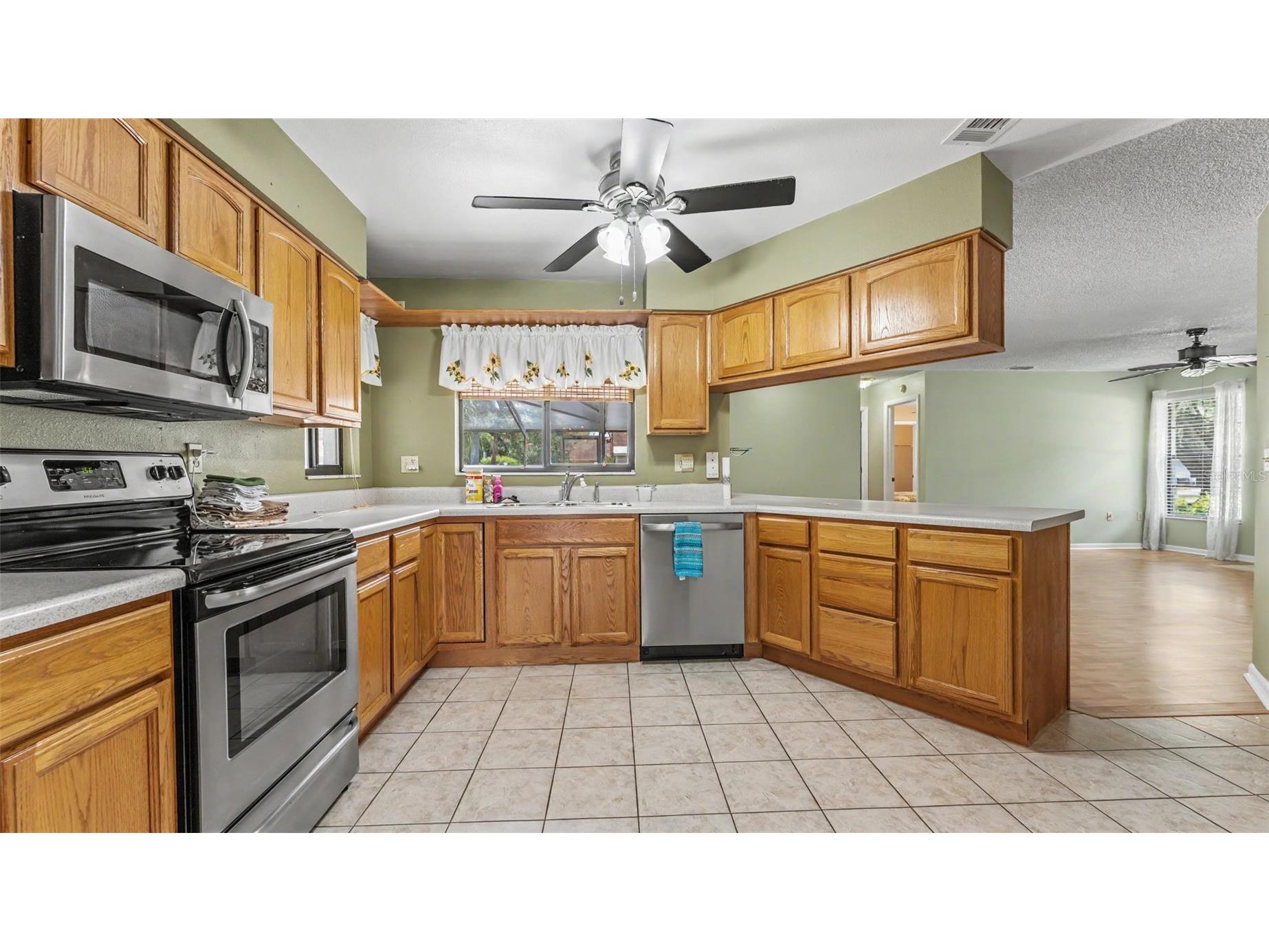 2208 Groveglen Circle Lakeland FL 33812 L4963052 image15
