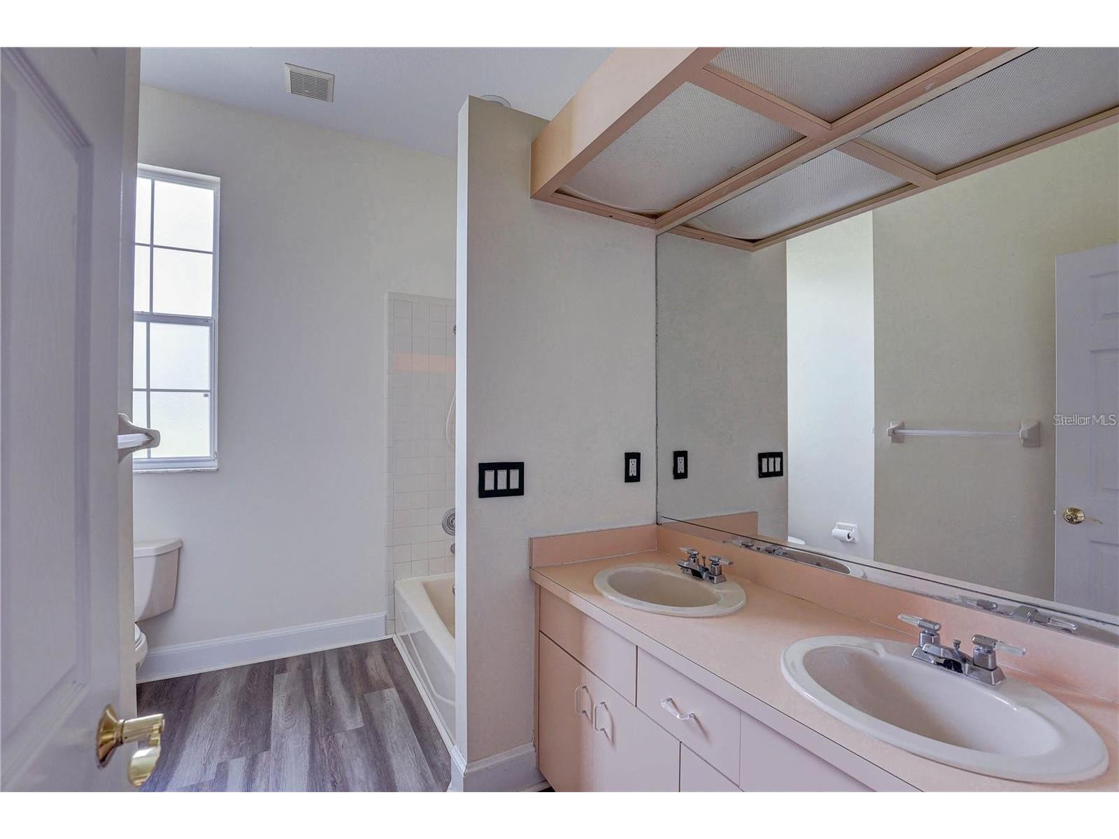 2208 Hampstead Court Safety Harbor FL 34695 TB8517194 image29
