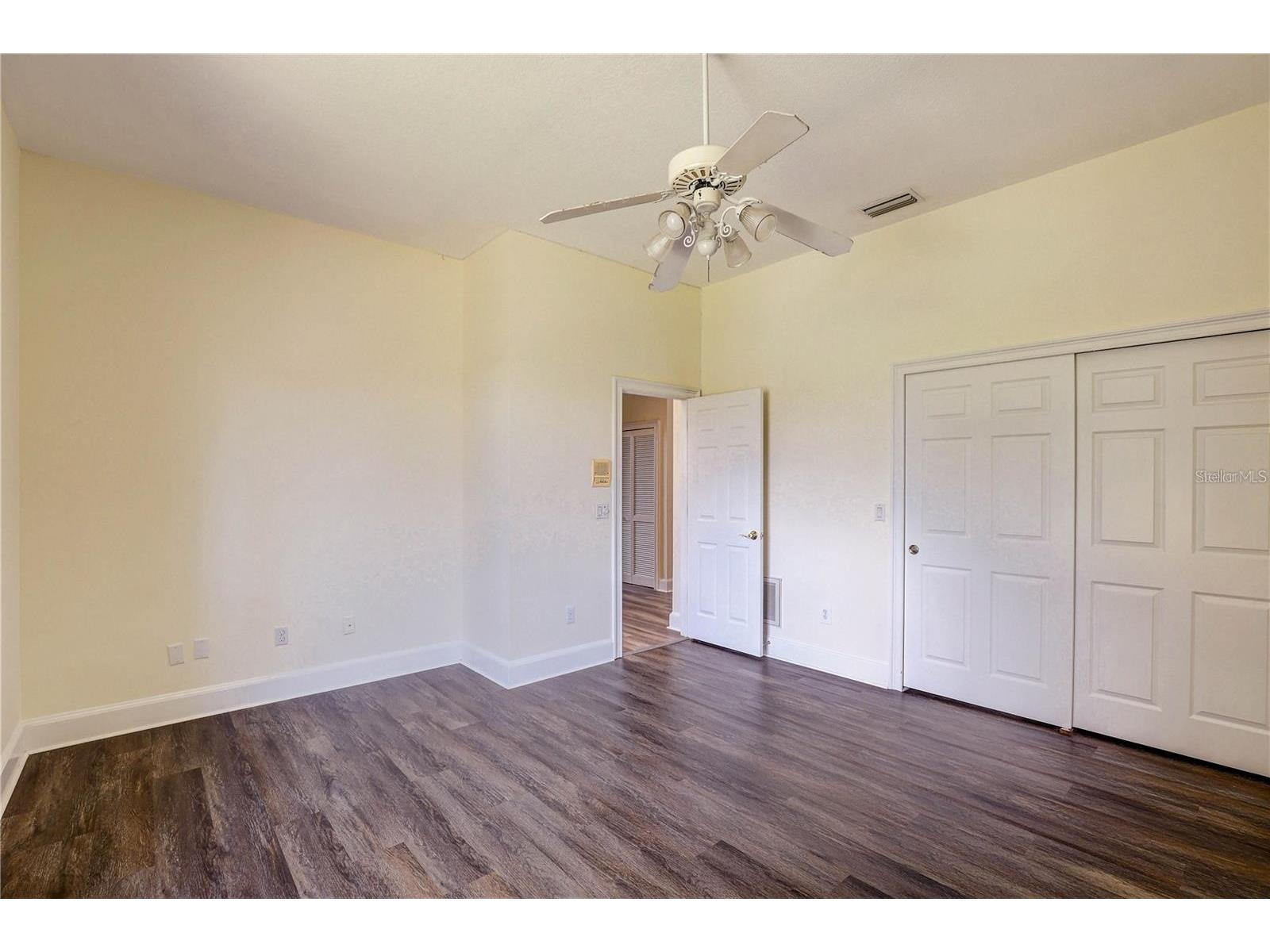 2208 Hampstead Court Safety Harbor FL 34695 TB8517194 image35