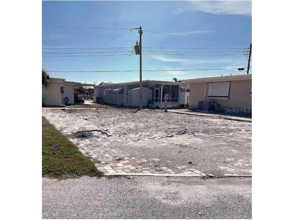 2208 Iowa Avenue Bradenton FL 34207 - SARASOTA BAY A4671392 image3