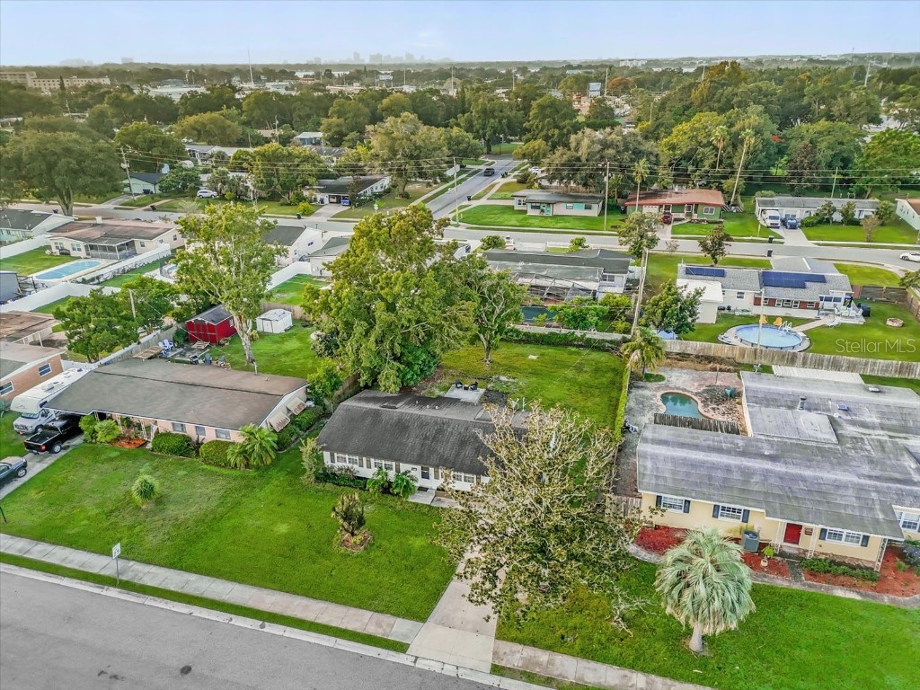 2208 Mosher Drive Orlando FL 32810 O6352017 image25