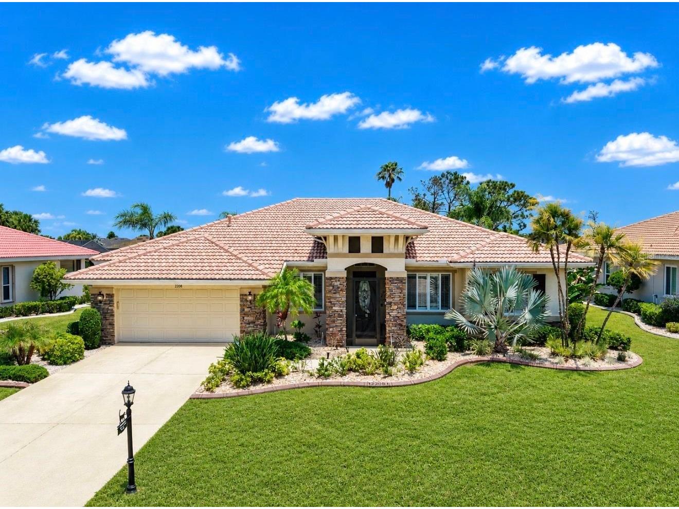 2208 Myrtle Vista Court Sun City Center FL 33573 TB8506307 image1