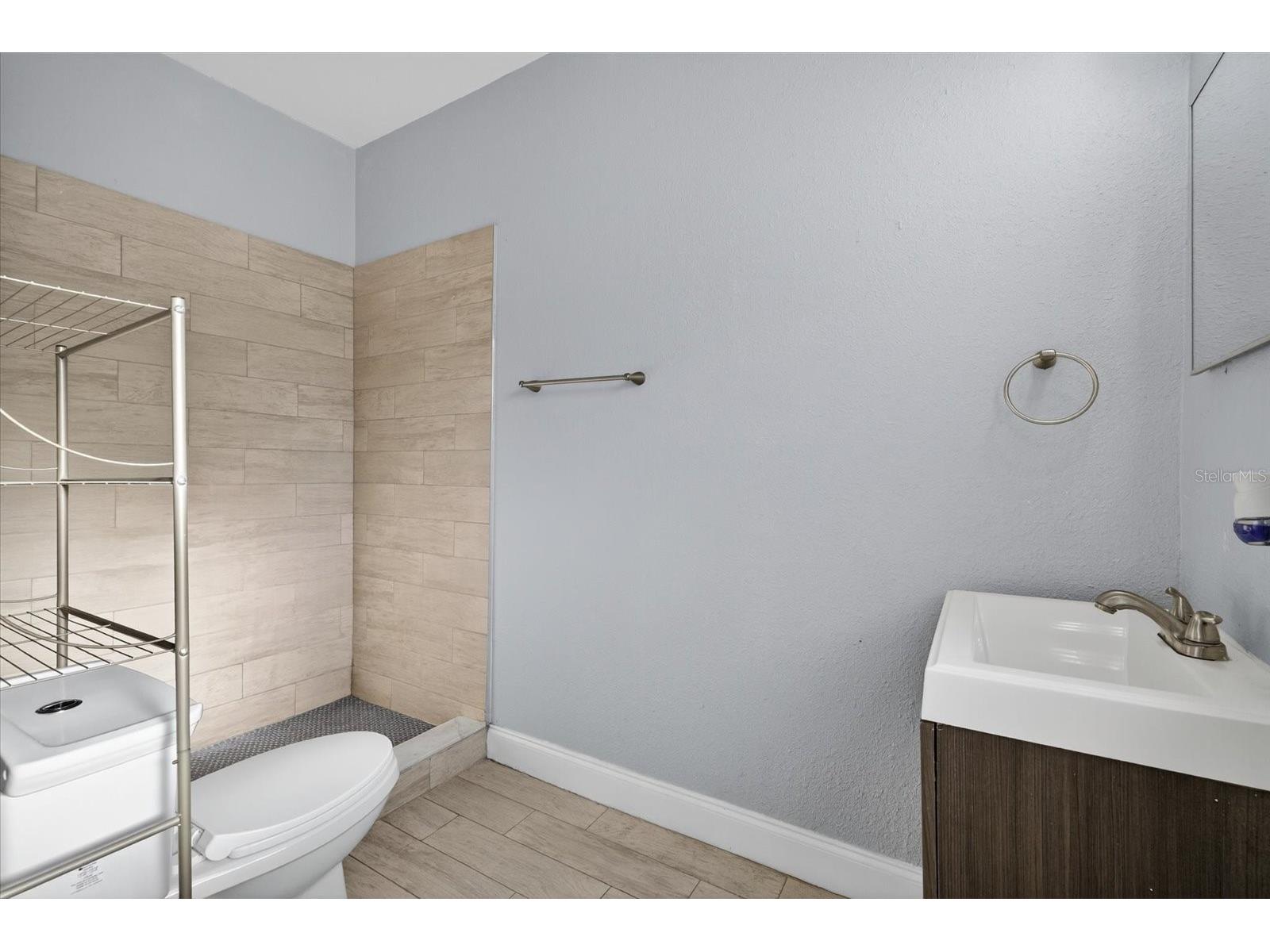 2208 N Boulevard Tampa FL 33602 TB8454268 image25