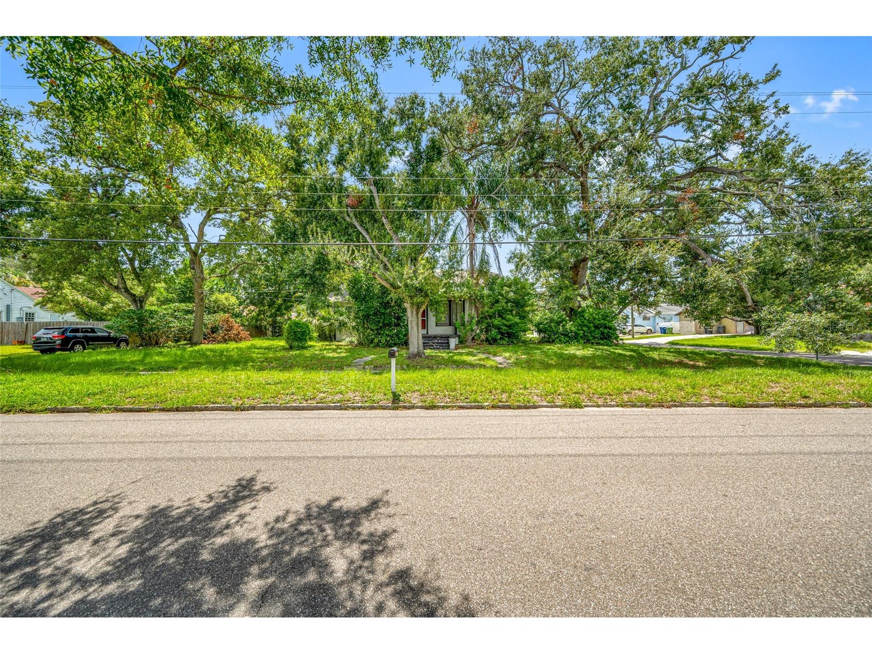2208 N Lincoln Avenue Tampa FL 33607 TB8531823 image2