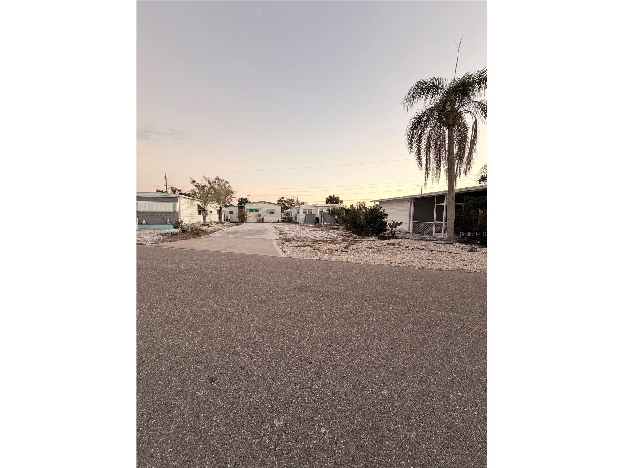 2208 Pennsylvania Avenue Bradenton FL 34207 A4680264 image1
