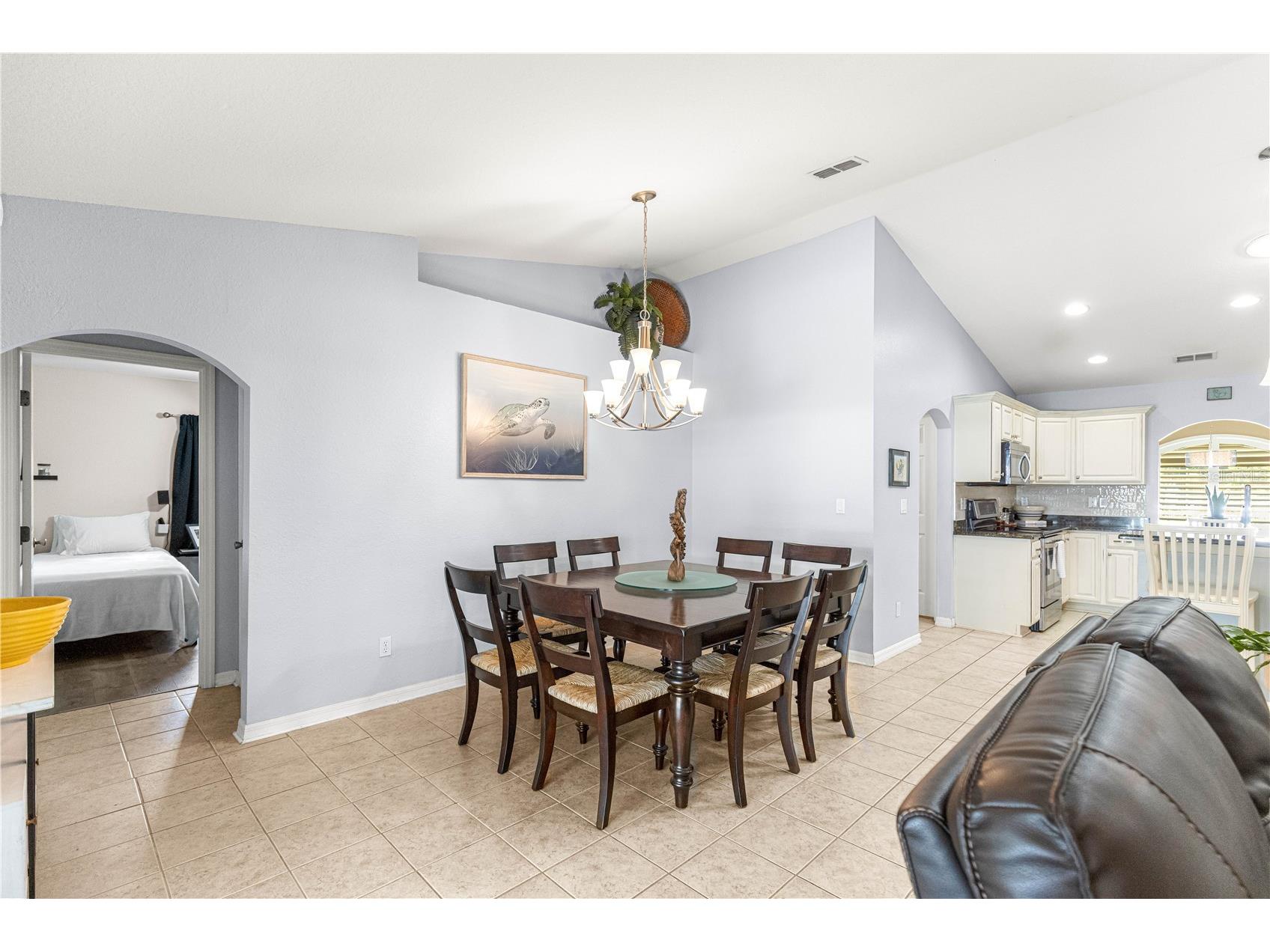 2208 SE 24th Terrace Ocala FL 34471 OM728197 image15