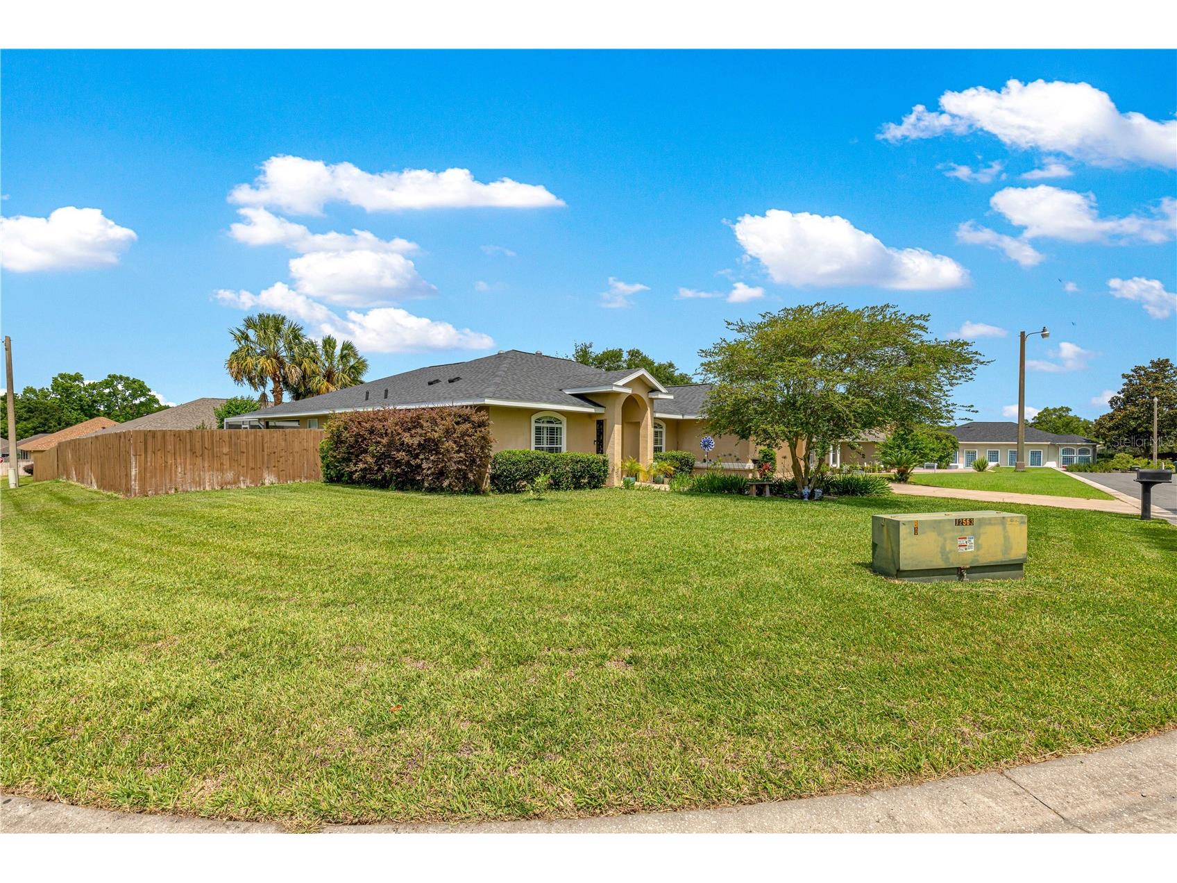 2208 SE 24th Terrace Ocala FL 34471 OM728197 image2