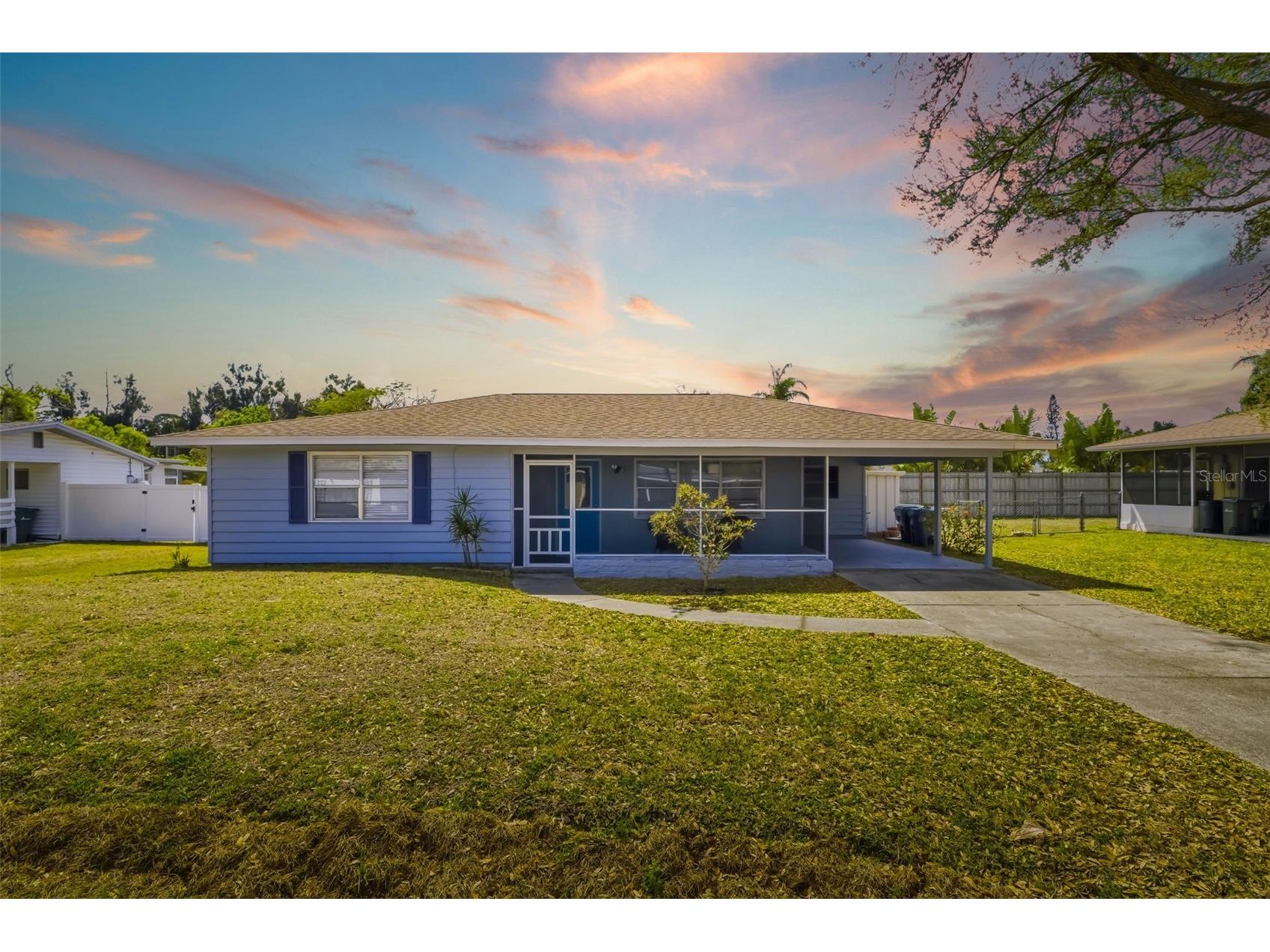 2208 Shawnee Street Sarasota FL 34231 A4684985 image1